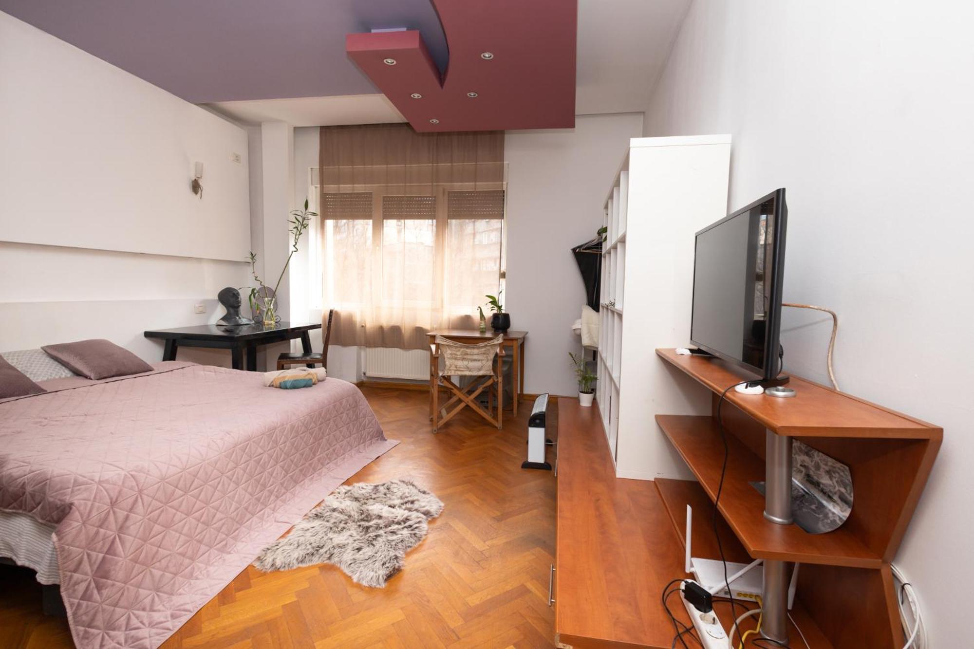 Shared Retro Vintage Luxury Apartment Bucharest Exterior photo