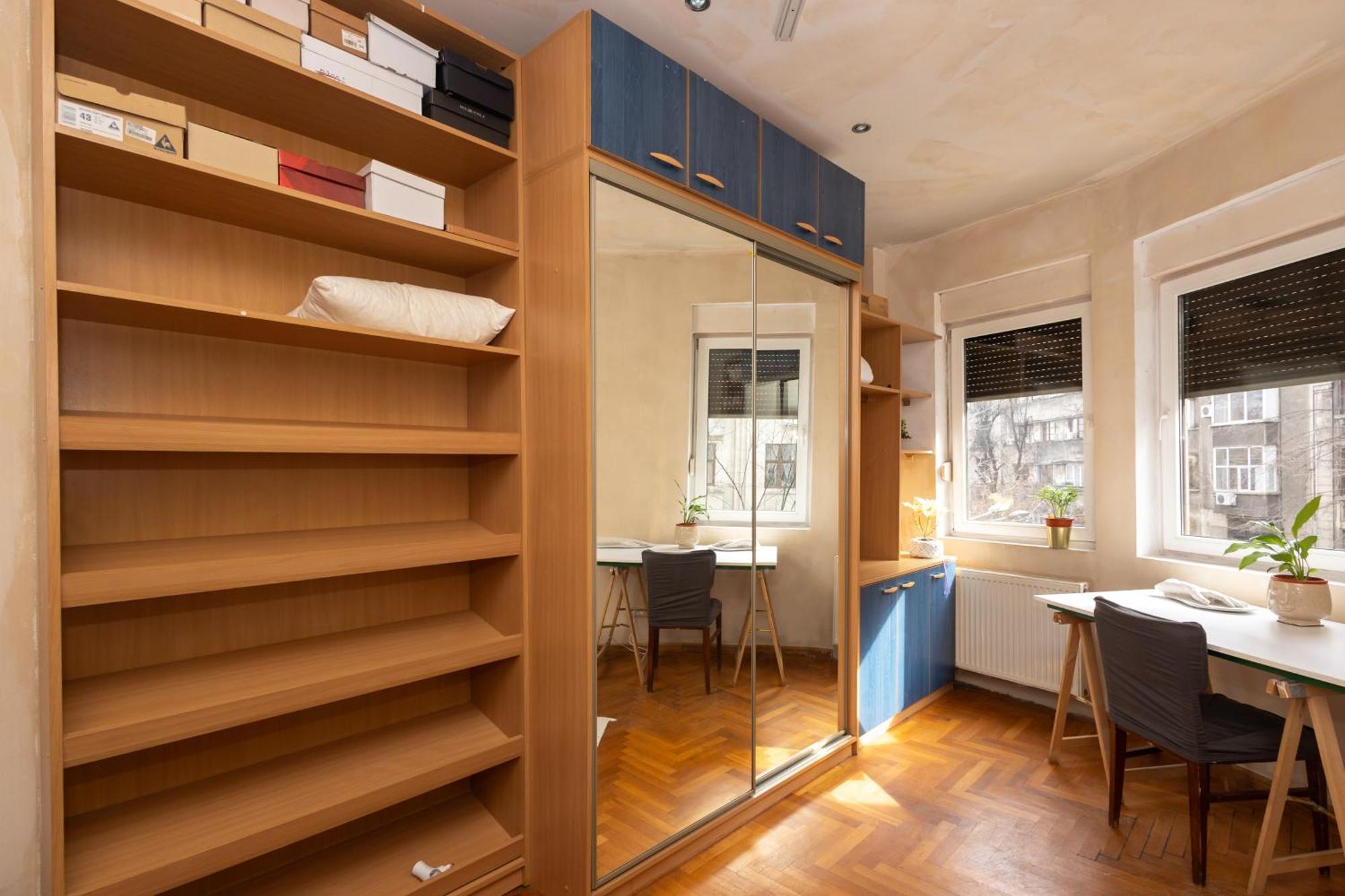 Shared Retro Vintage Luxury Apartment Bucharest Exterior photo